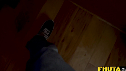 Эта милашка любит не только в рот брать, но и в жопу давать